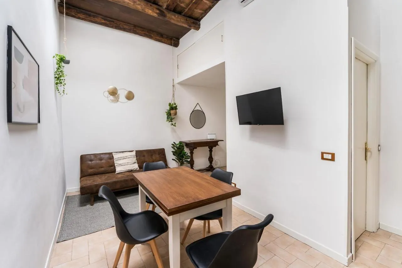 Apartment Nora'S Home, Charmy Apt In The Heart Of Trastevere Rome Italy