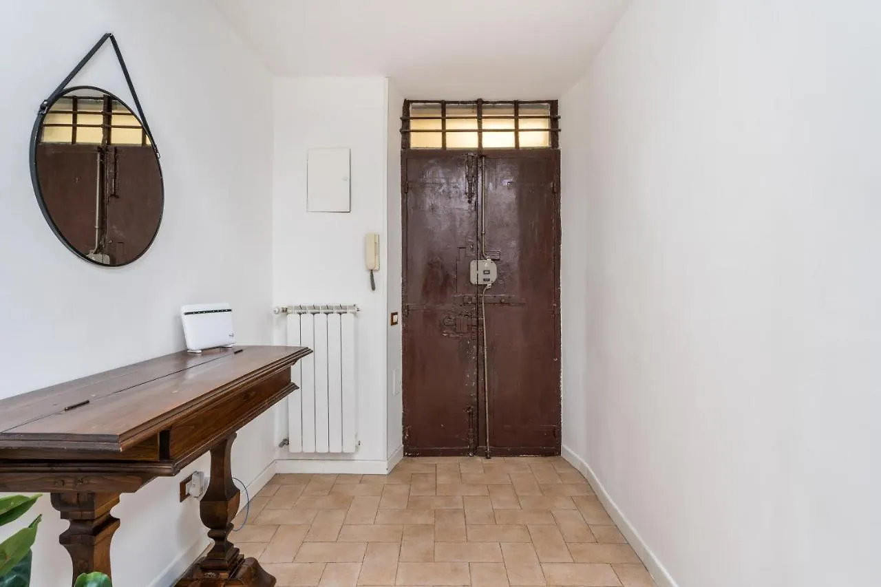 Nora'S Home, Charmy Apt In The Heart Of Trastevere Rome 0*,  Italy